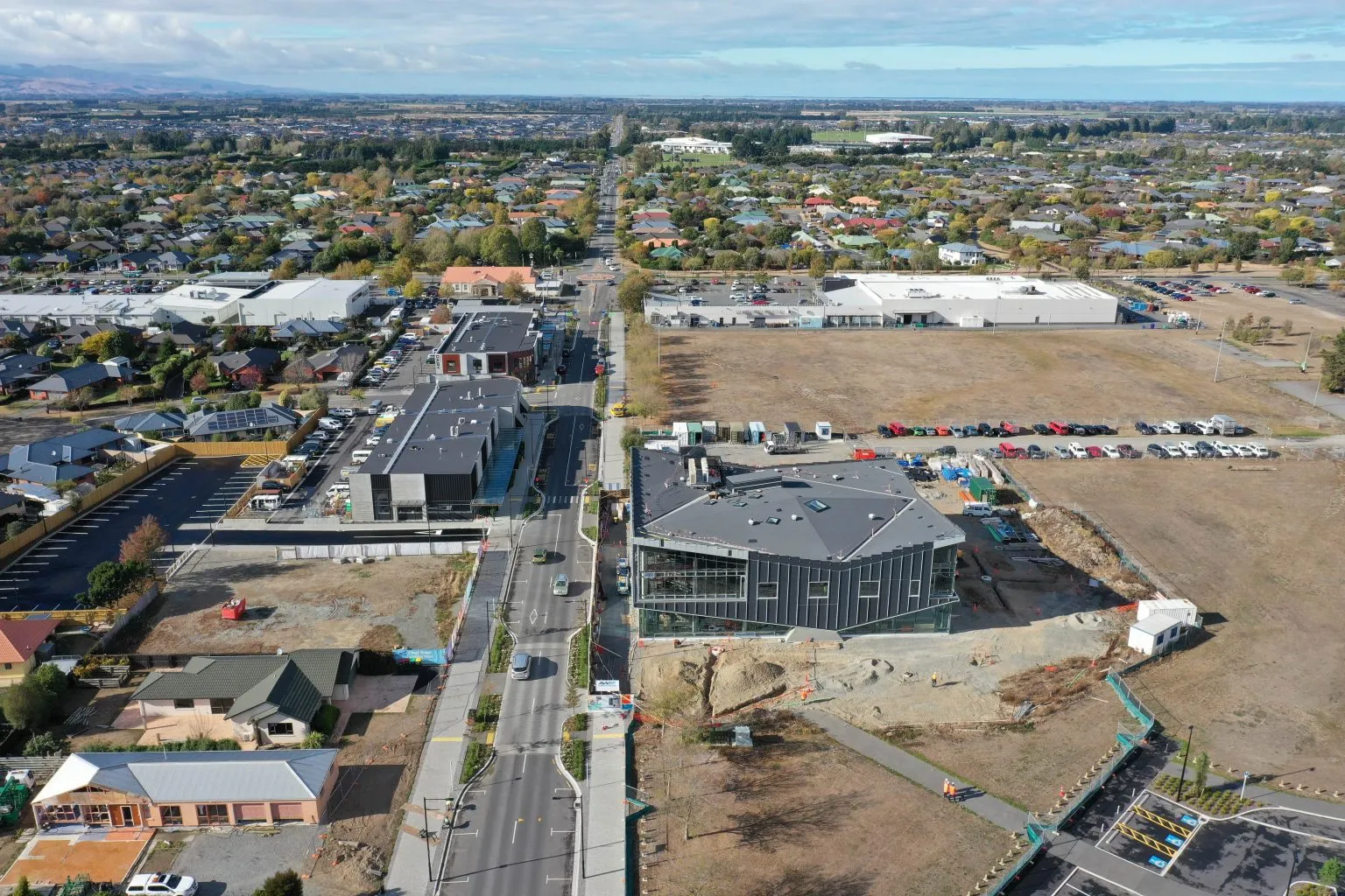 Upsite-dronephotography-RollestonLibrary